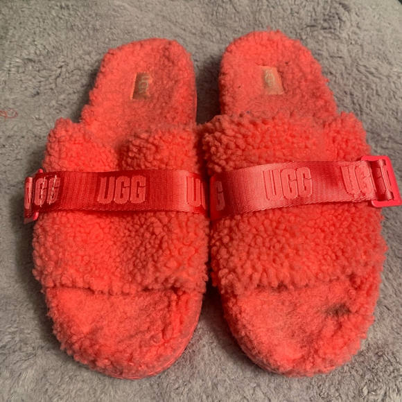 Women's UGG Slides Coral/pink Size 11
